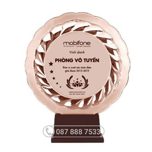 Bảng vinh danh đồng hình tròn mạ đồng-KC-BVD2042