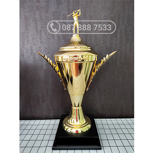 Cup golf kim loại màu vàng đỉnh golf - KC-4107