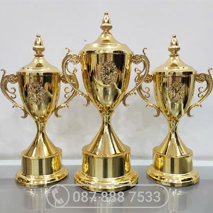 Cup golf kim loại bạc kim viền hoa văn - KC-4130